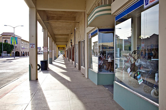 Medical Equipment Store - Main Street - Brawley, CA - 2014