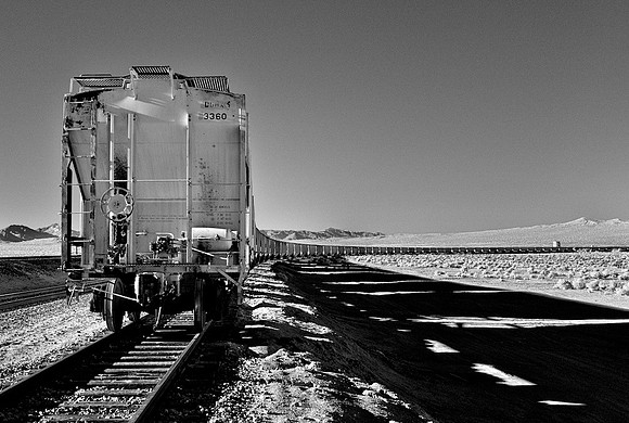 Boxcars - Searles, CA - 2010